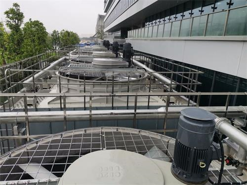 做冷卻塔更換填料工作的時候不要忽視這些問題(方形冷卻塔填料更換視頻)